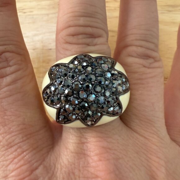 Chunky Cream & Black Rhinestone Statement Ring Size 7 Signed Artisan Handmade - Picture 1 of 10